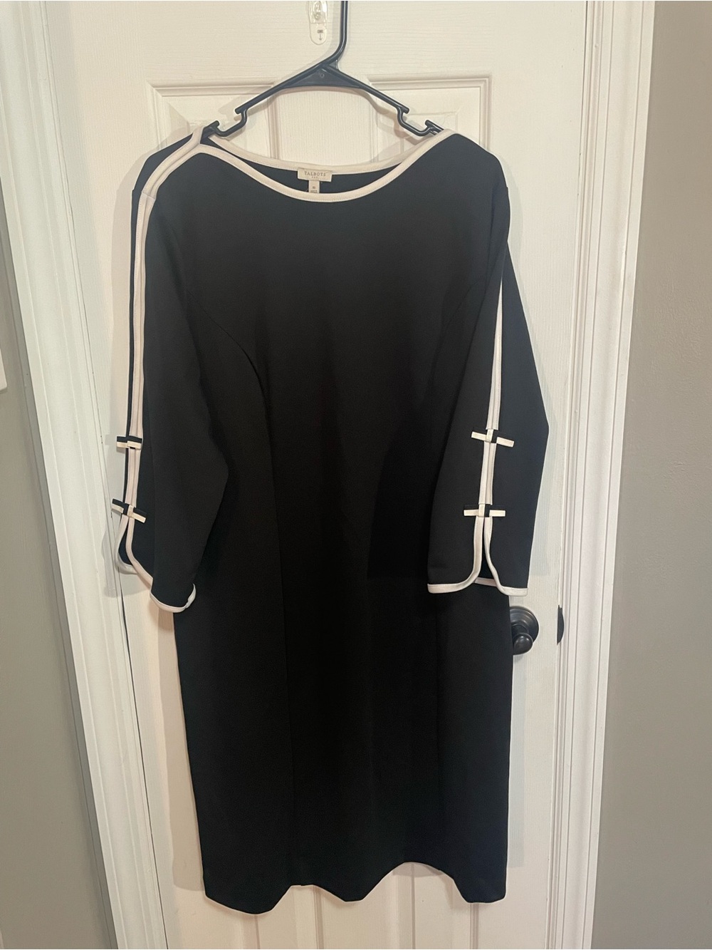 Talbots Black Long-Sleeve Shift Dress with White Piping